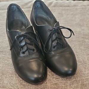 Capezio Black Leather Flats with Classic Design